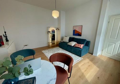Wohn- und Schlafzimmer