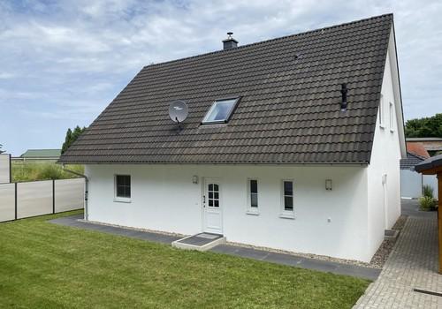 Haus straßenseitig