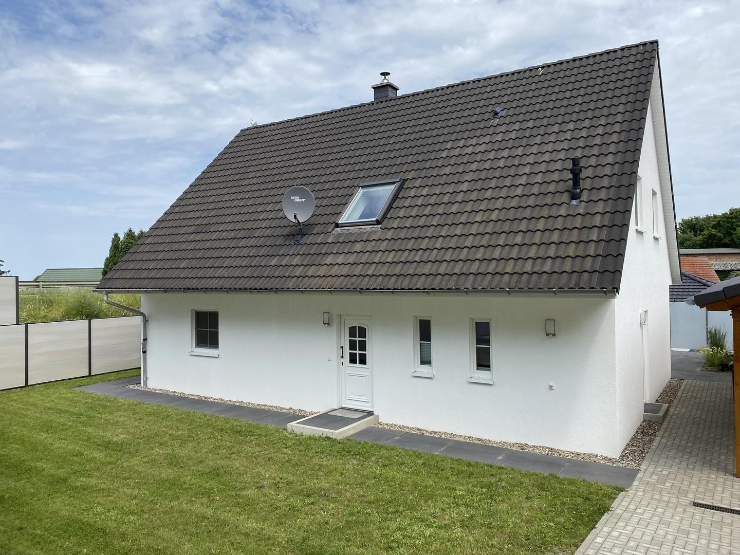 Haus straßenseitig