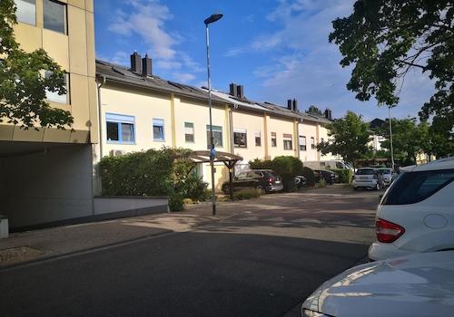 Strasse  30 er Zone 