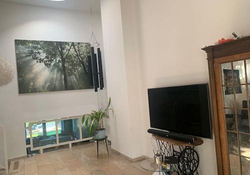Wohnzimmer Blick zur Küche 