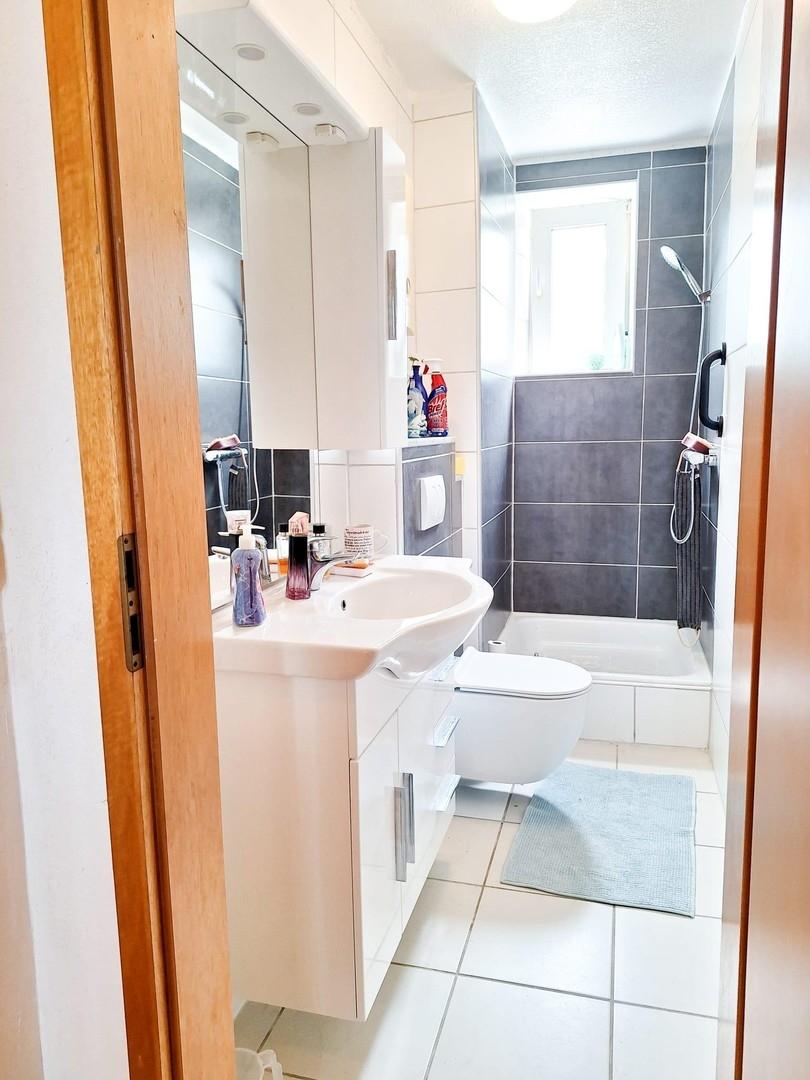 1.OG Badezimmer 2