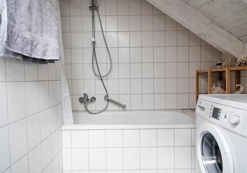 Badezimmer mit Wanne