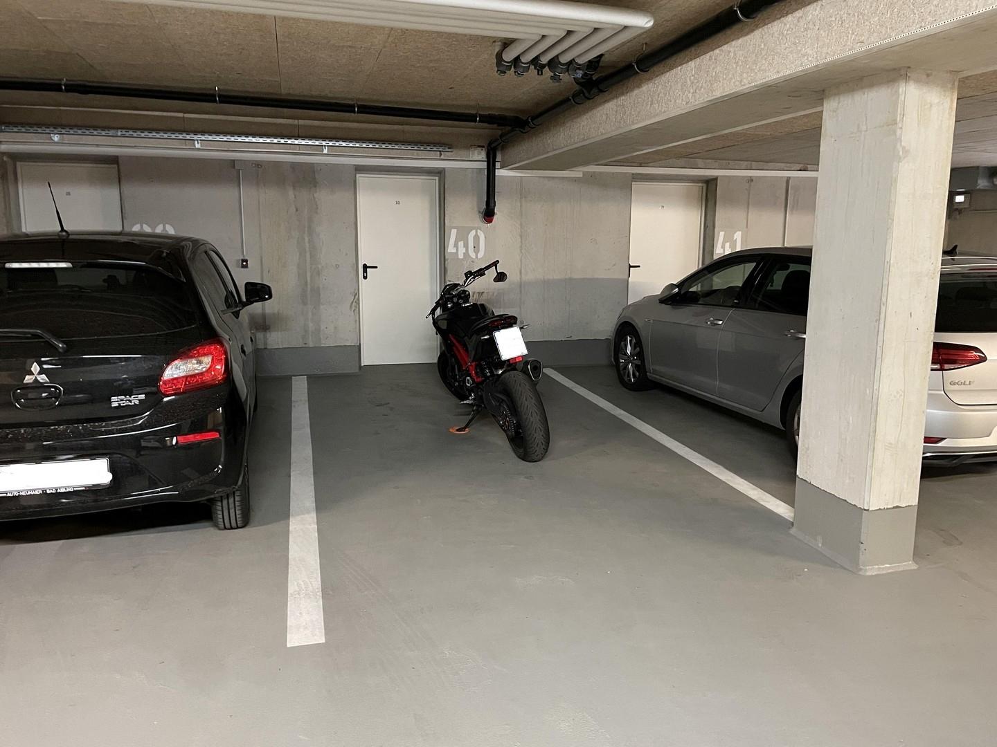 TG und Tür zum Keller