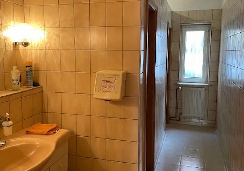 Toiletten Flachbau West