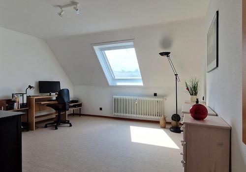 Kinderzimmer / Homeoffice