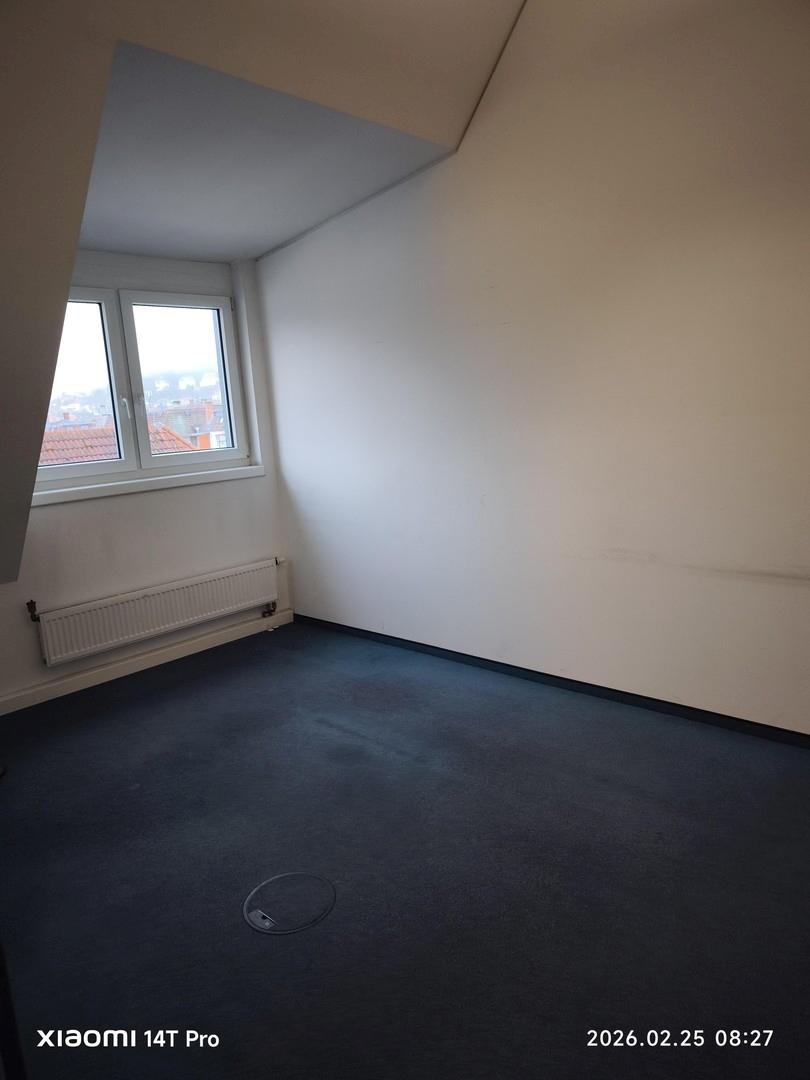 Büro 4