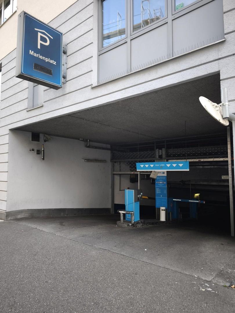 Einfahrt Tiefgarage Marienpl.