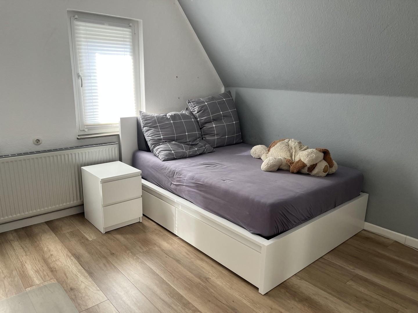 Kinderzimmer 1 B