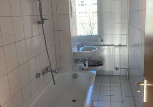 Bad mit Wanne
