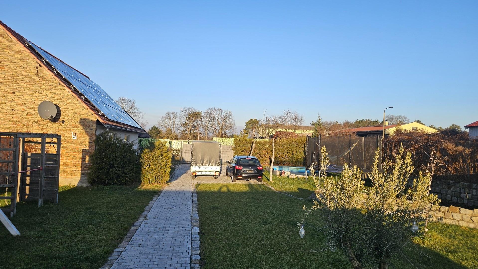 großzügige Gartenfläche