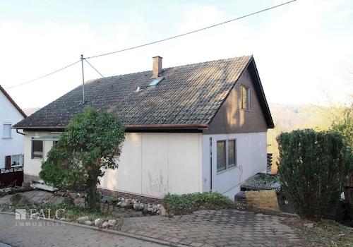 Straßenseite