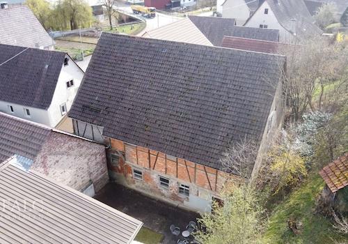 Scheune mit Hinterhof