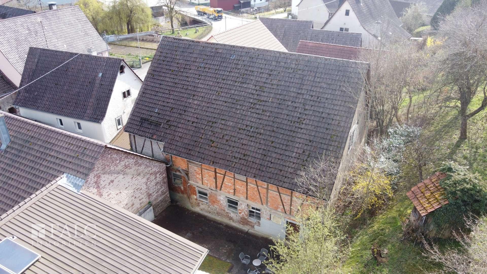 Scheune mit Hinterhof
