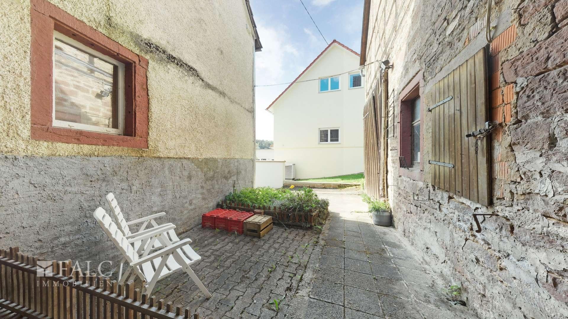Grundstück