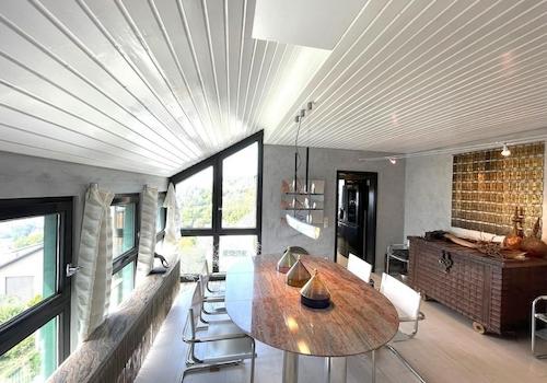 Dining Room am Tag