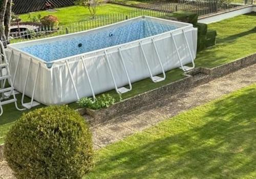 11 Pool Rückseite