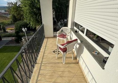 17 Balkon Rückseite