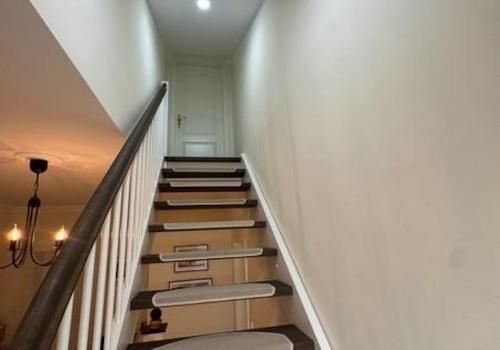45 Treppe zum OG