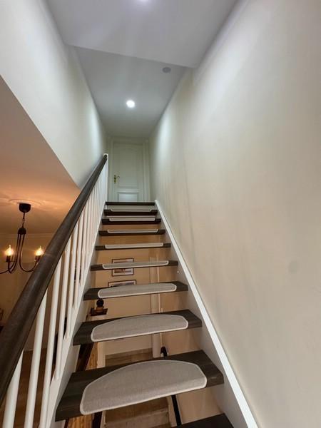 45 Treppe zum OG