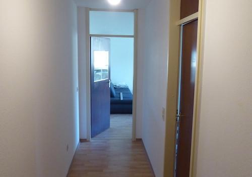 Flur Richtung Wohnzimmer