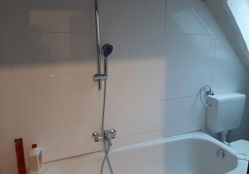 Bad mit Wanne