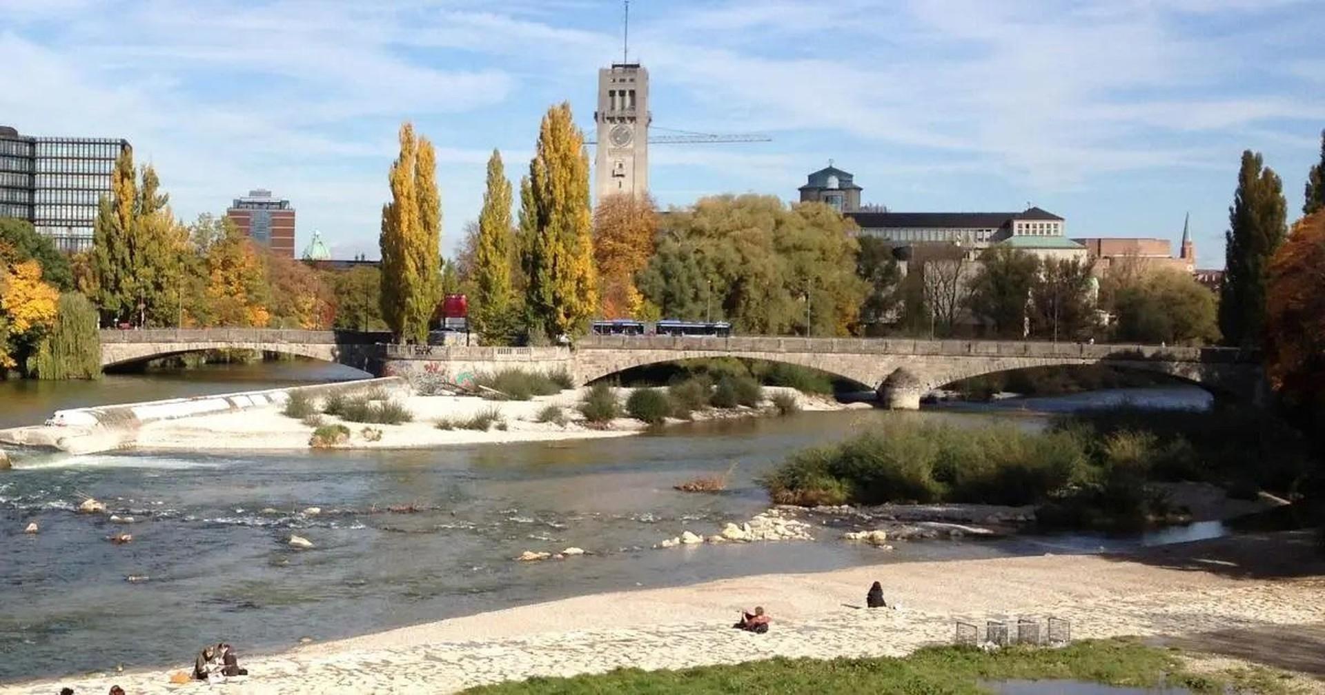 Corneliiusbrücke,Badeplatz