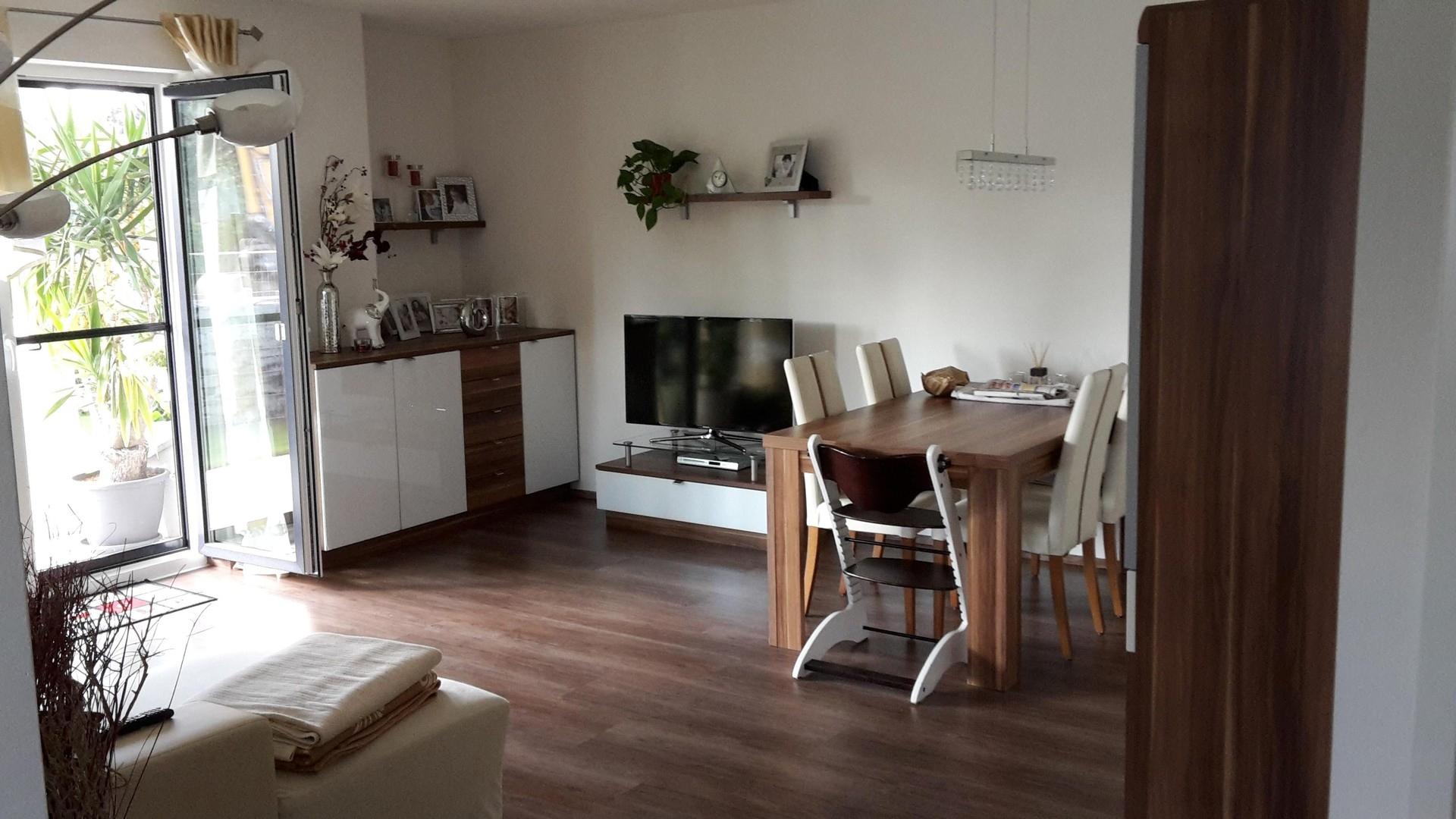 Wohnzimmer möbiliert