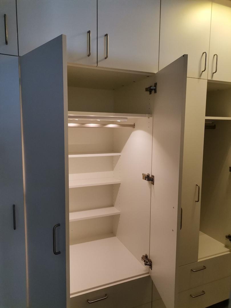 Schrank