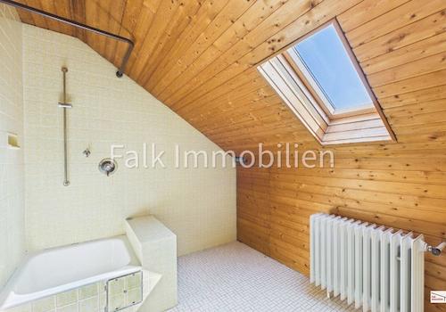 TL-Duschbad Dachgeschoss