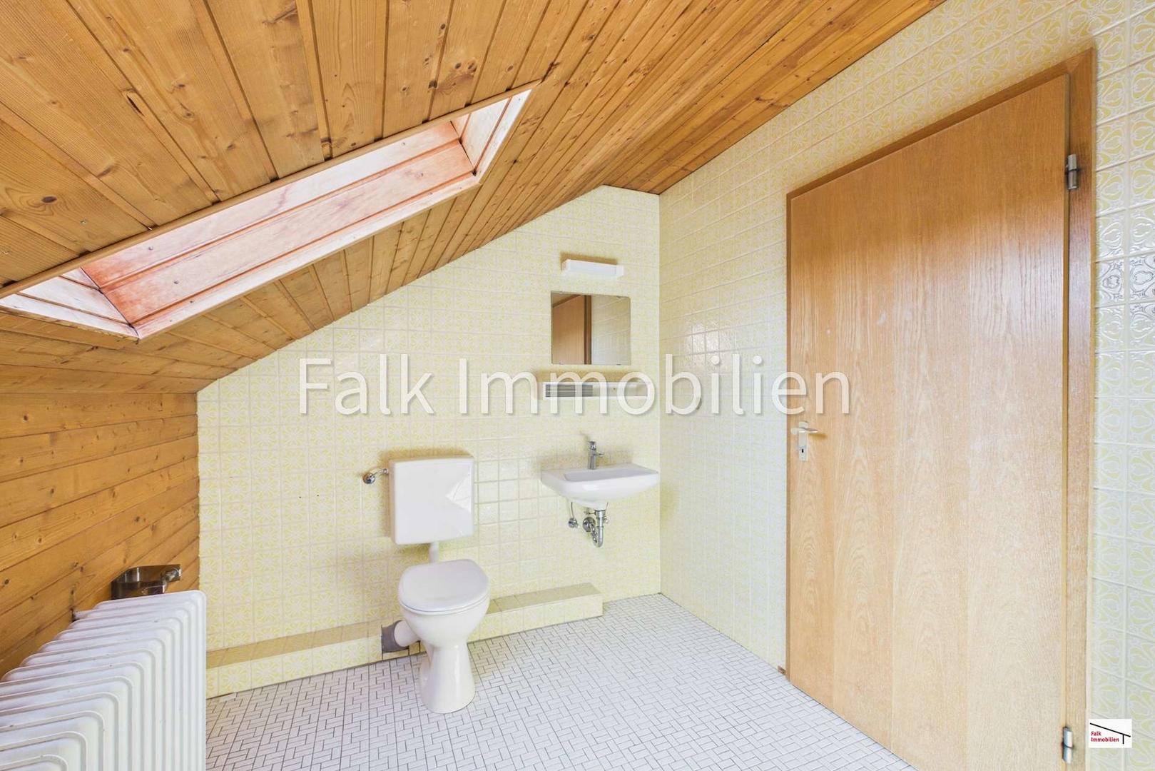 TL-Duschbad Dachgeschoss
