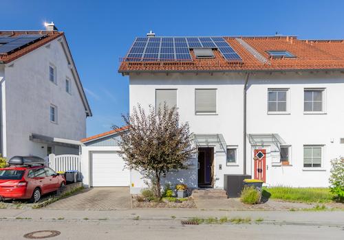 Schöne Aufteilung, Top-Ausstattung inkl. PV-Anlage