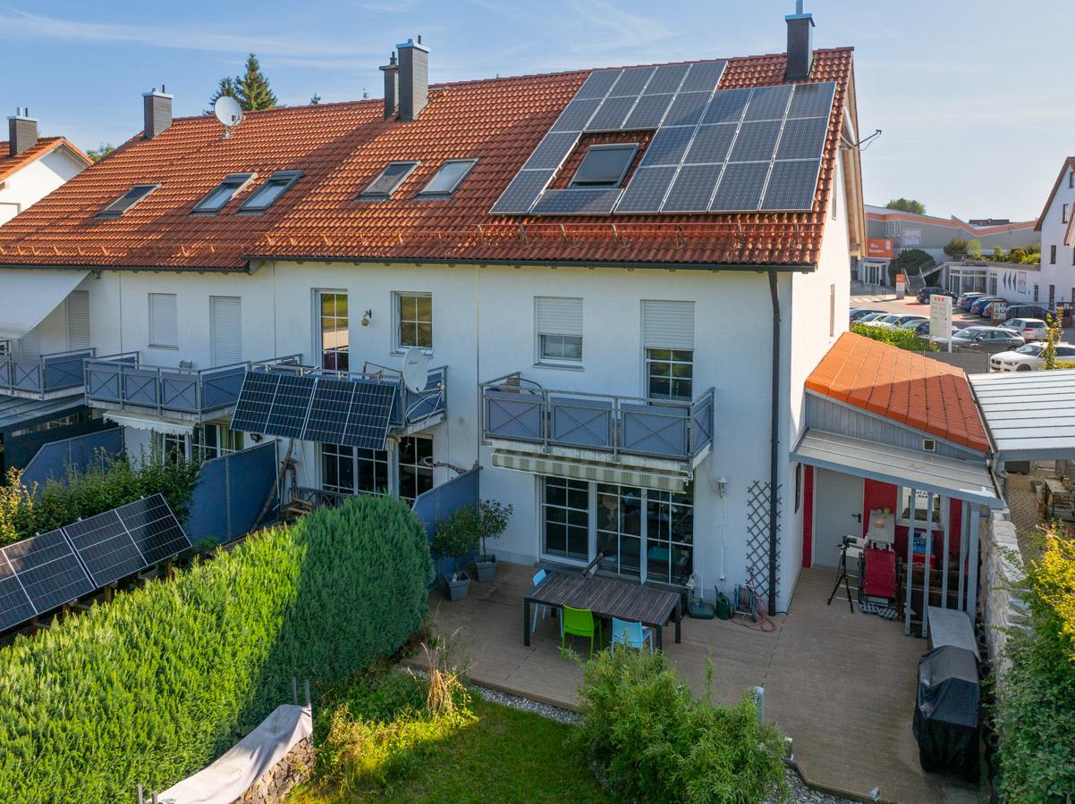 Schöne Aufteilung, Top-Ausstattung inkl. PV-Anlage