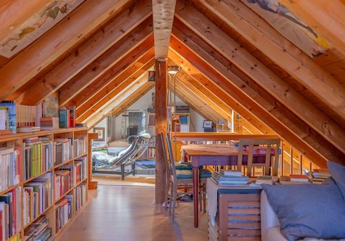 Wohnen über dem See – Charmante Maisonettewohnung mit Alpenpanorama