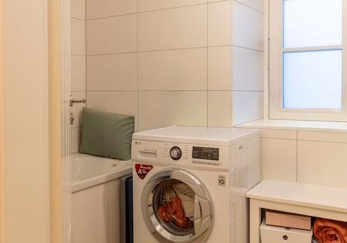 Einfach perfekt: Beste Lage, optimaler Zustand, Balkon.