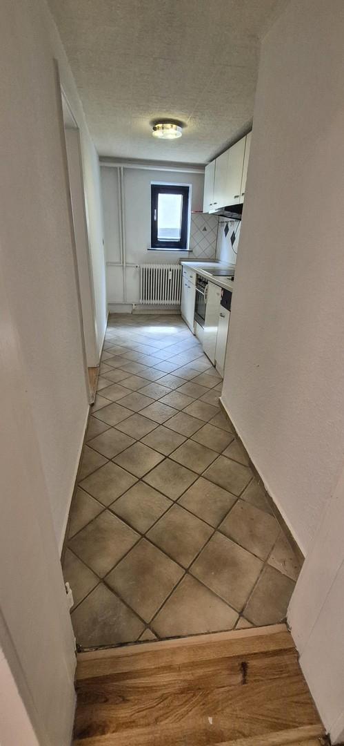 Blick von Flur -> Küche