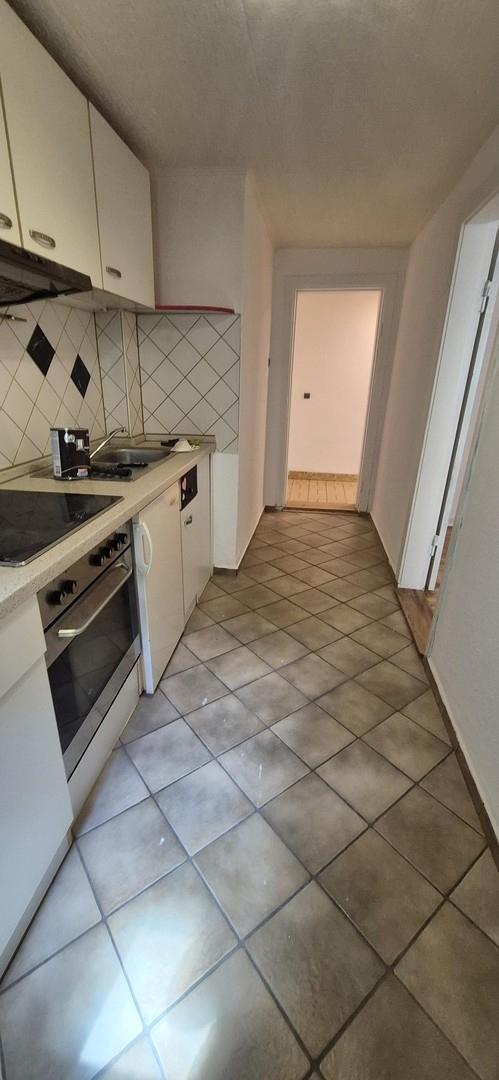 Blick von Küche-> Flur