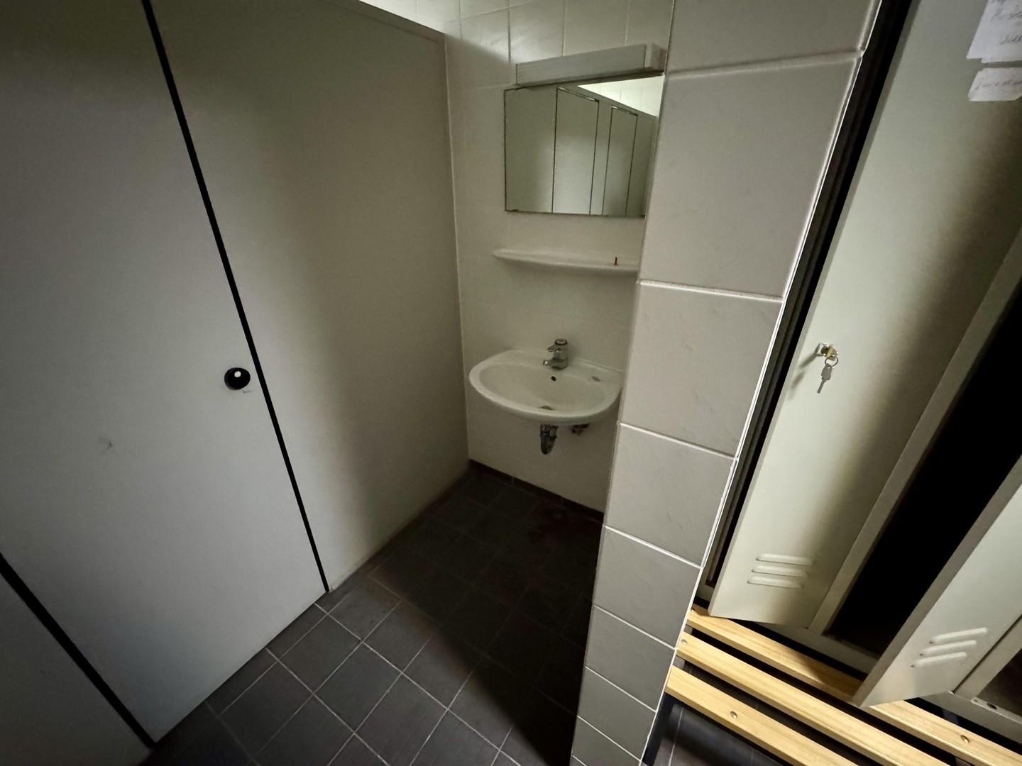 Umkleide + Duschen Herren