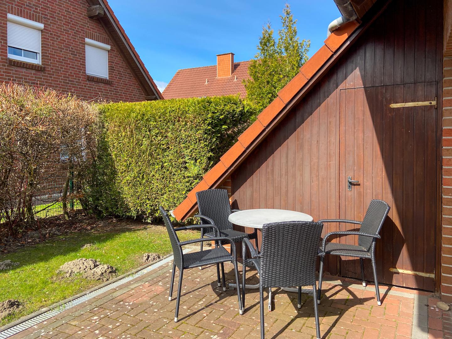 Mit geschützter West-Terrasse!