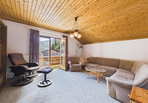 Wohnzimmer DG
