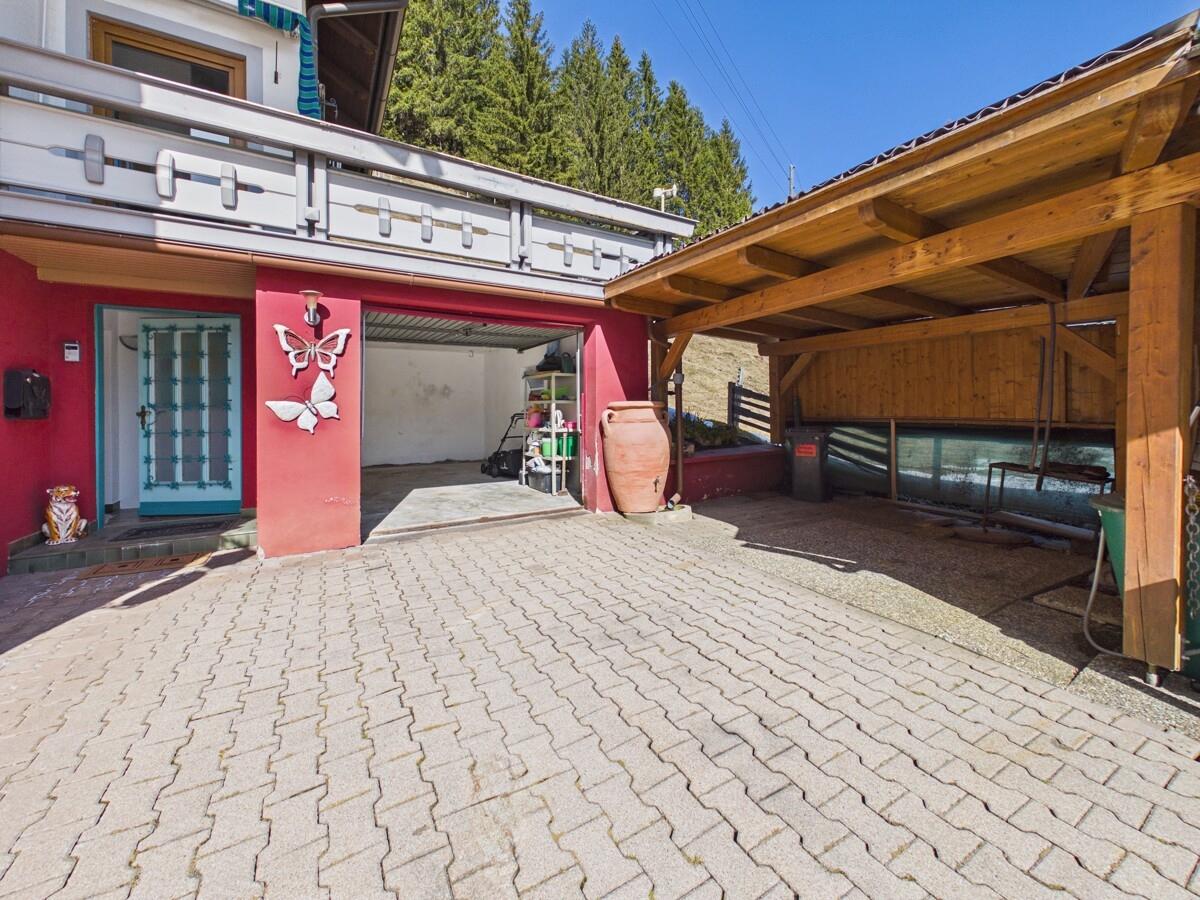 Garage + Unterstand