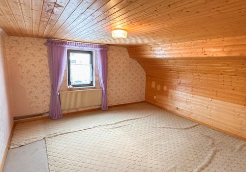 Haus 1 DG Zimmer (1)