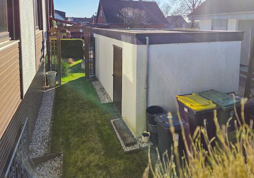 Blick zur Garage