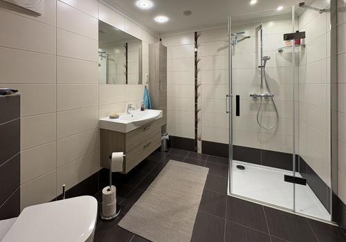 Badezimmer in Wohnung 2