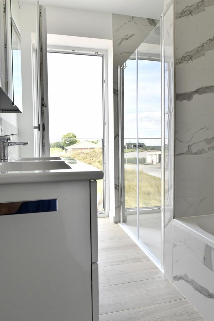 Bodentiefes Fenster