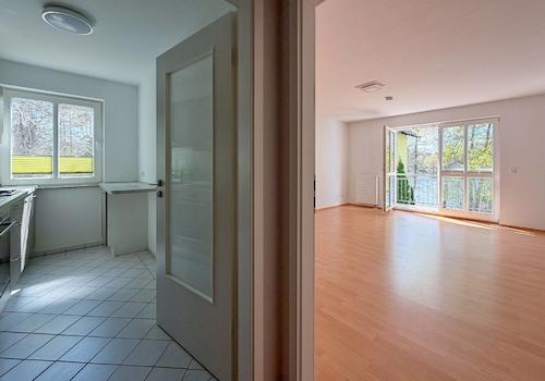 Küche und Wohnzimmer (zusammenlegbar)