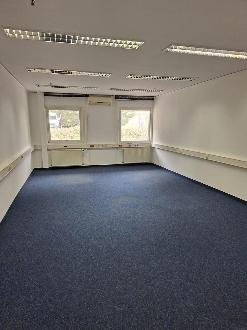 Büro 4