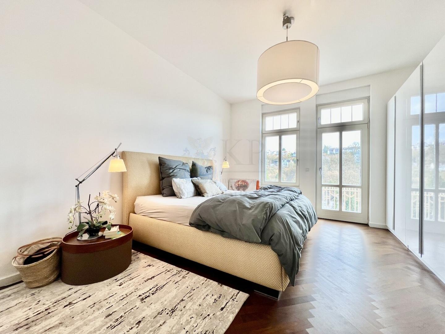 SCHLAFZIMMER 1