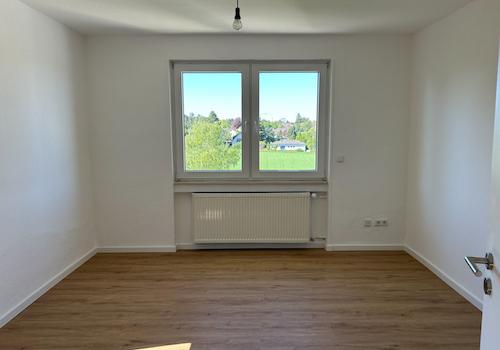 Zimmer 1, OG