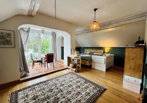 großes Schlafzimmer 
